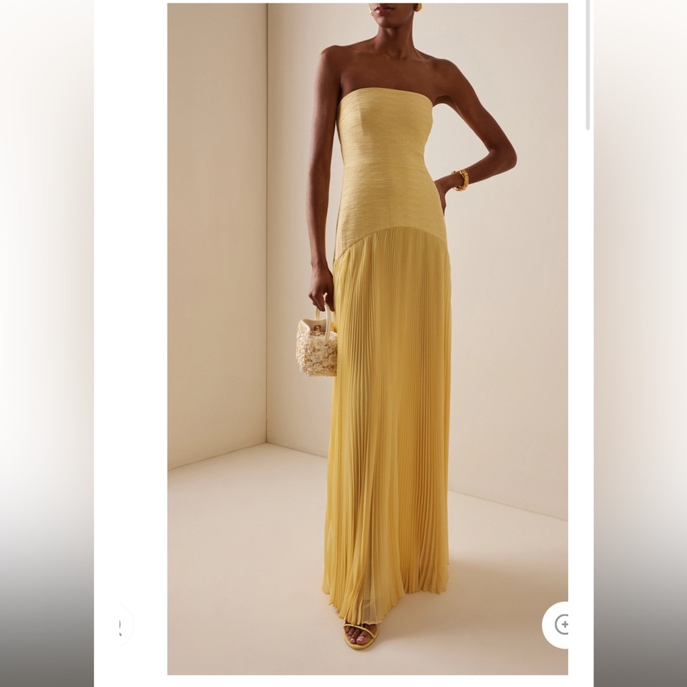 Elegant Yellow Maxi Dress by JardinVue